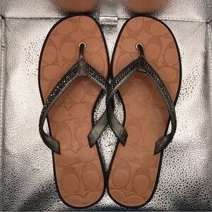 Coach Laurel Flip Flops - Metallic Black
